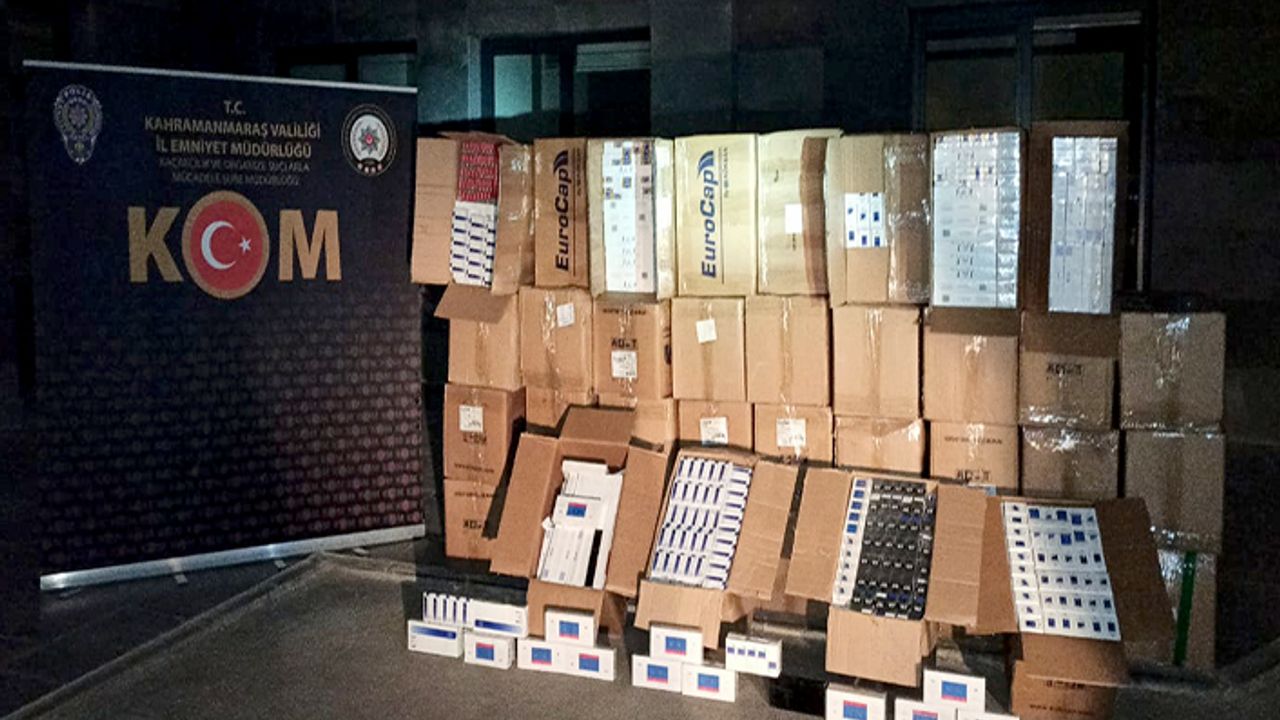 İplik balyalarına zulalı sigara ele geçirdi