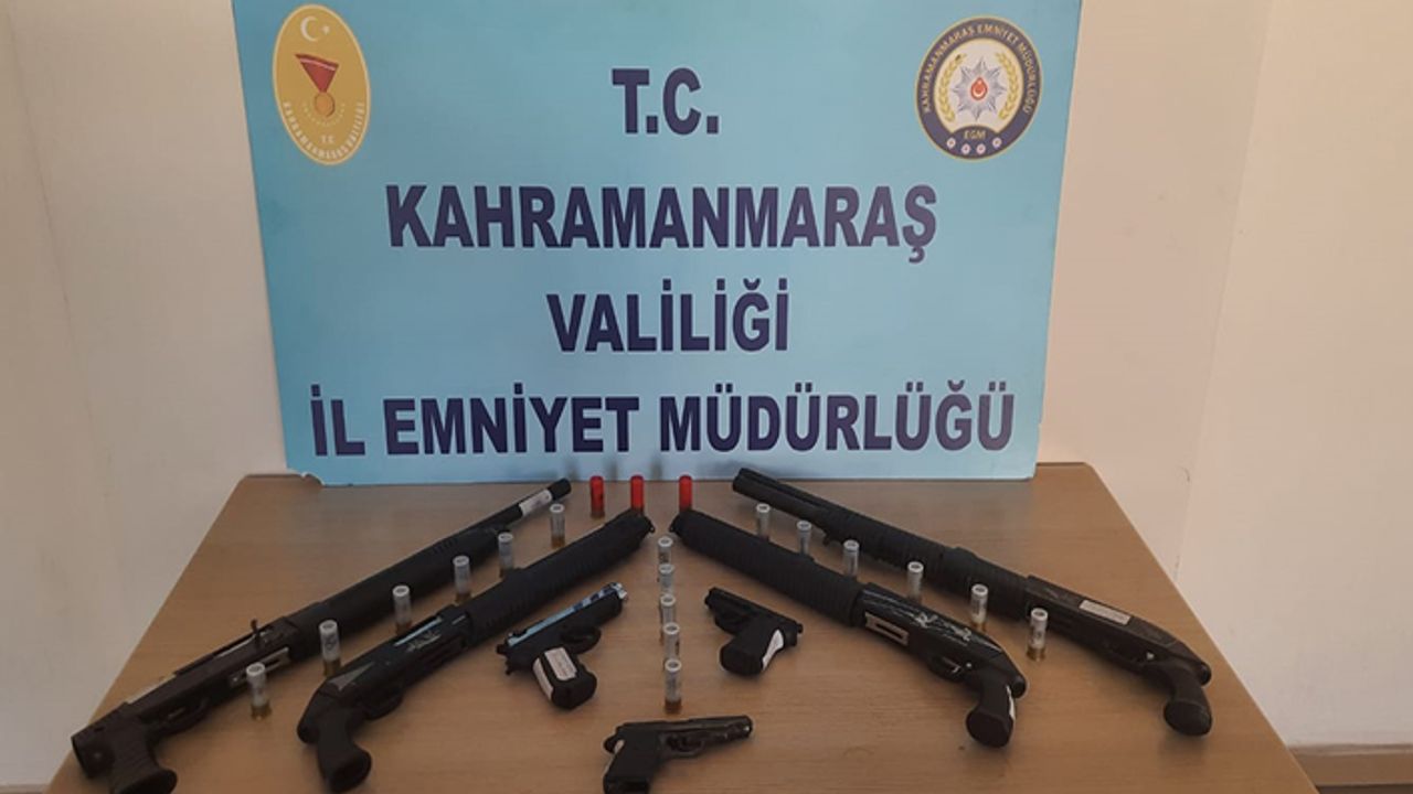 8 kişiden 8 silah ele geçirildi