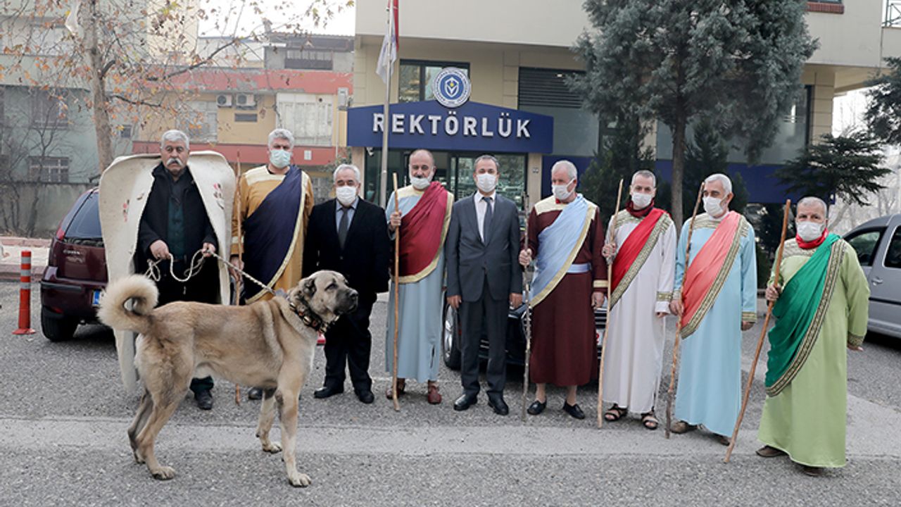 Özgül, Eshab-ı Kehf gönüllülerini konuk etti