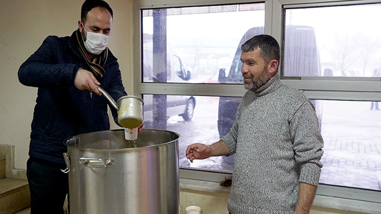 Büyükşehir’den çorba ikramı