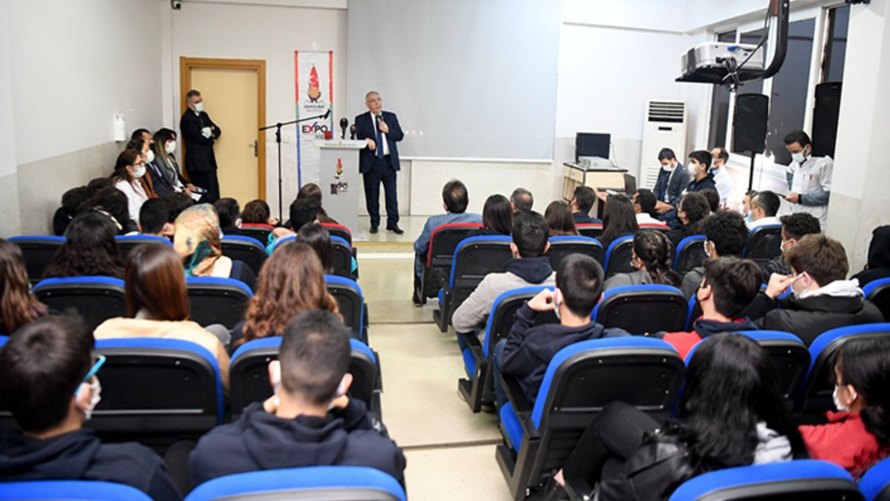 Mahçiçek, Lise öğrencilerine EXPO 2023’ü anlattı