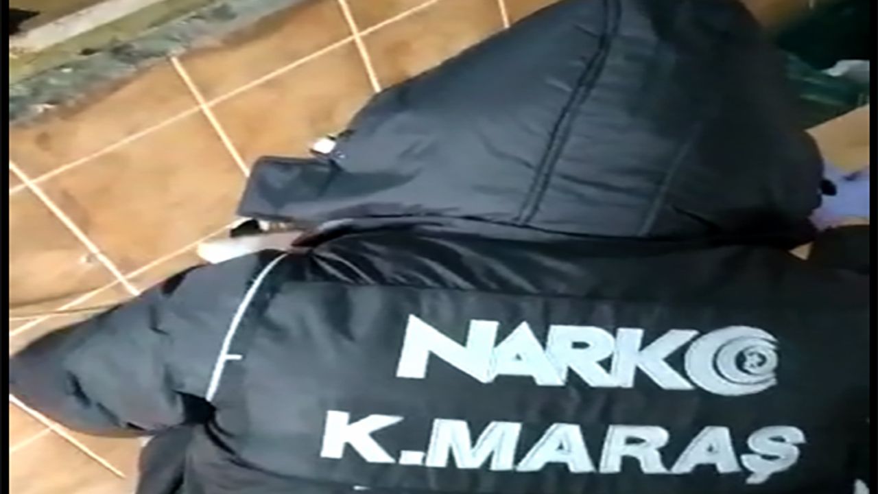 Uyuşturucu ticareti yapan 2 şüpheli yakalandı