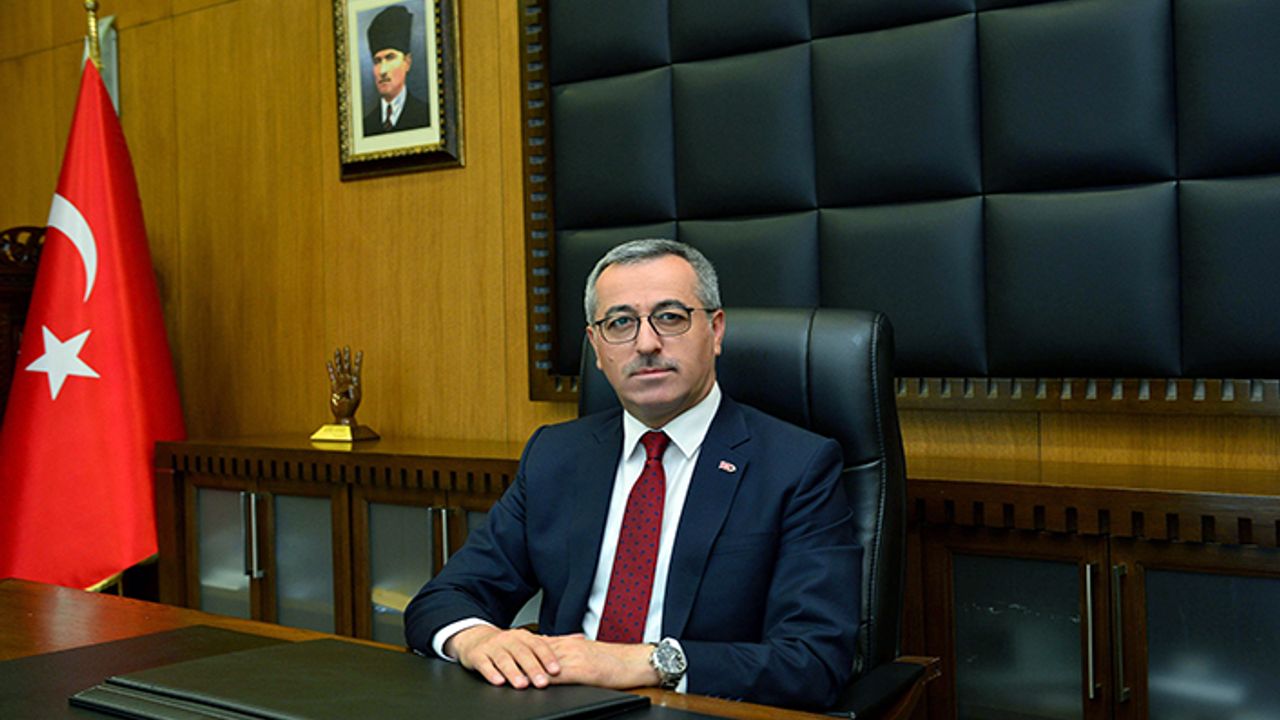 Güngör, “Kahramanlık destanımızın 102. yılı kutlu olsun”