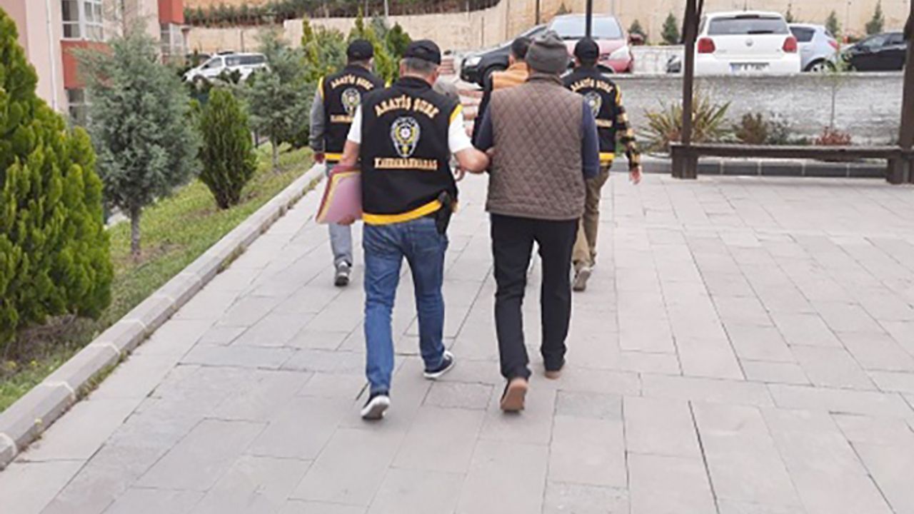 50 yıl hapis cezasıyla aranan kişi yakalandı
