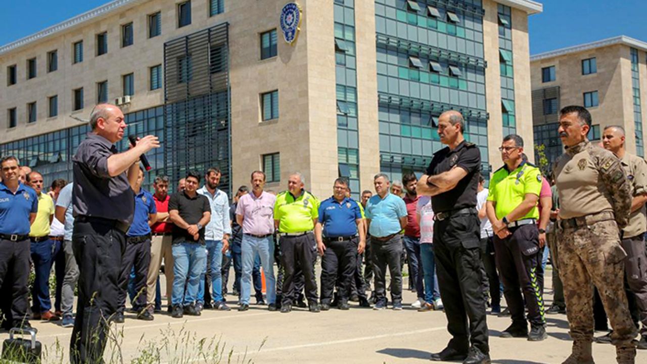 Deprem anı ve deprem sonrası tahliye tatbikatı