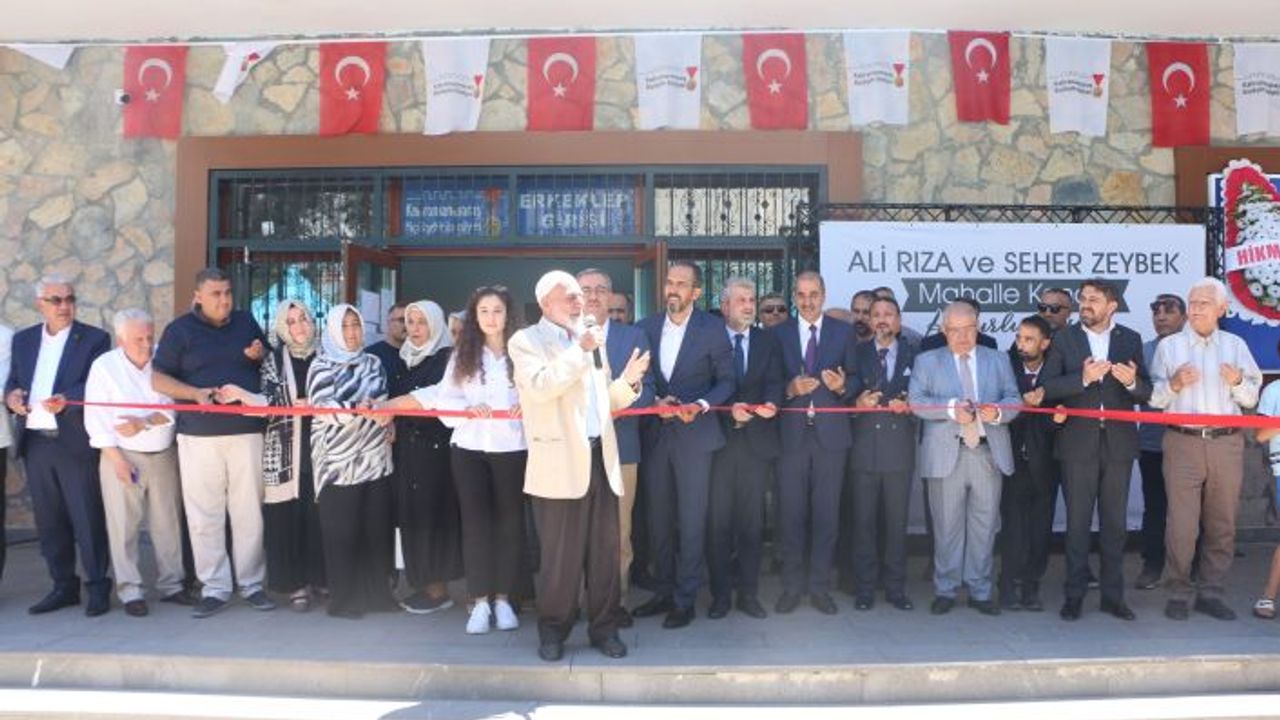 Ali Rıza ve Seher Zeybek Mahalle Konağı hizmete açıldı