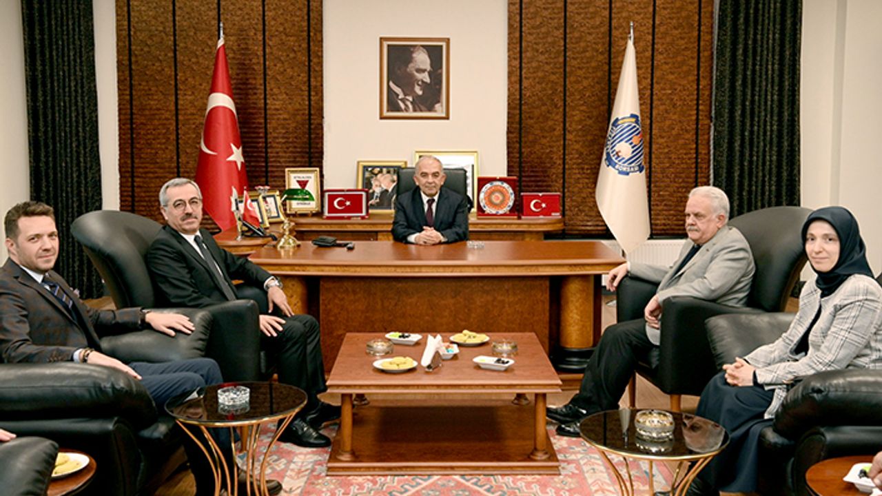 Güngör, Ticaret Borsası Başkanı Narlı’yı ziyaret etti