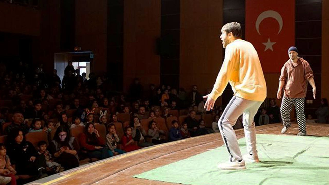 Minikler, “Benim Adım Can” ile eğlendi