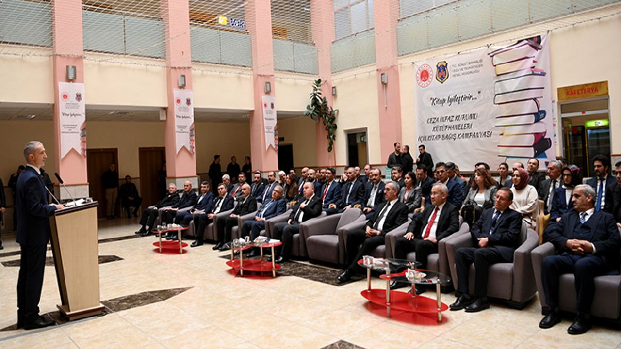 Büyükşehir, Ceza İnfaz Kurumu kütüphanelerine 5 bin kitap bağışladı