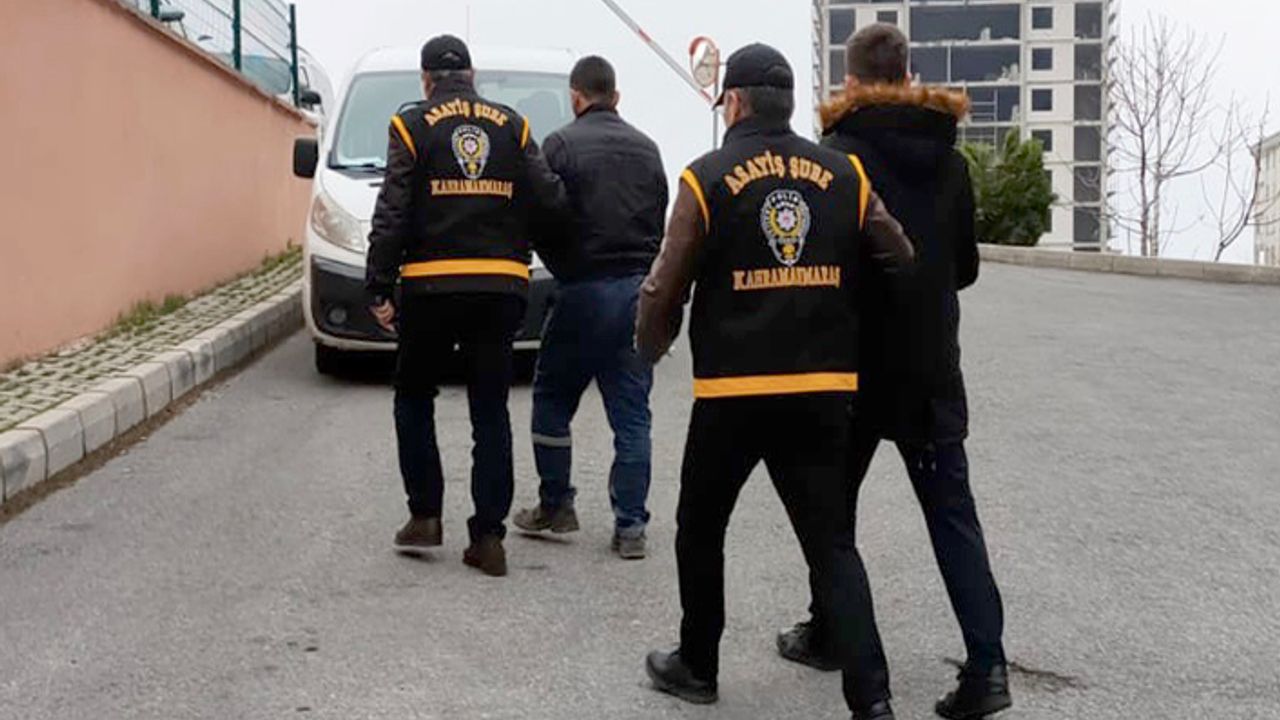 Yağma ve Cinsel İstismar suçundan aranan 2 zanlı yakalandı