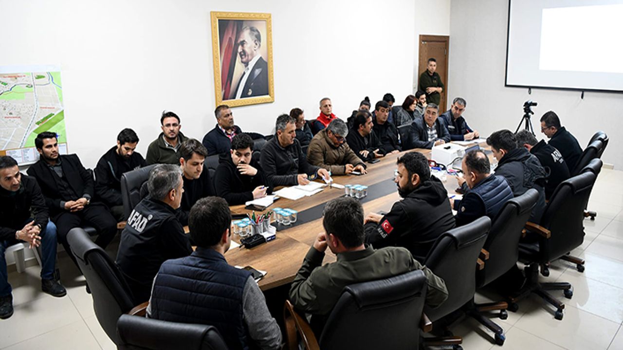 Türkoğlu'nda Afet Koordinasyon ve Değerlendirme toplantıları sürüyor