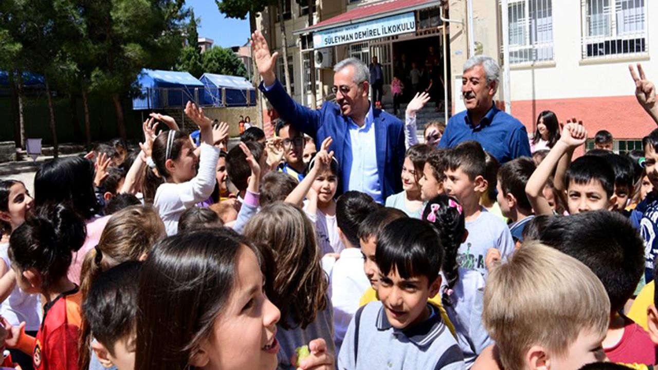 Güngör, “Yavrularımıza daha yaşanabilir bir şehir bırakmak için gayret ediyoruz”