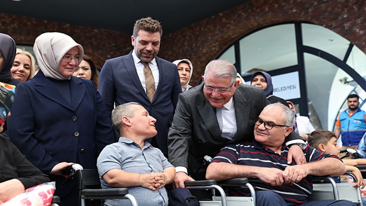 Onikişubat’ın yardım eli özel ihtiyaç sahibi bireylerin yüzünü güldürdü