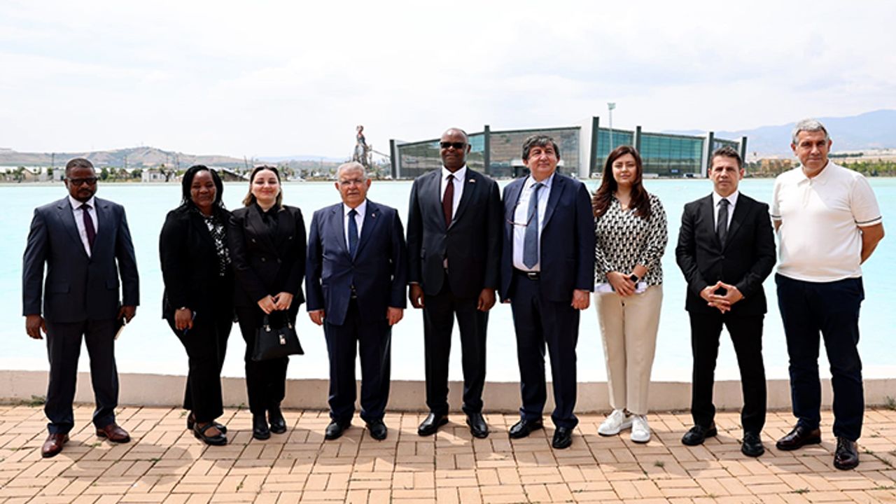 Zimbabve’den Kahramanmaraş’a hem taziye hem de EXPO 2023 ziyareti