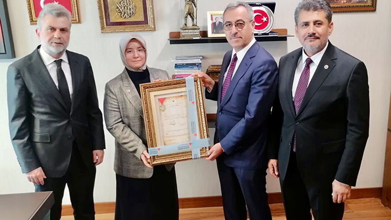 Güngör, “Şehrimiz için yüksek bir koordinasyonla çalışıyoruz”