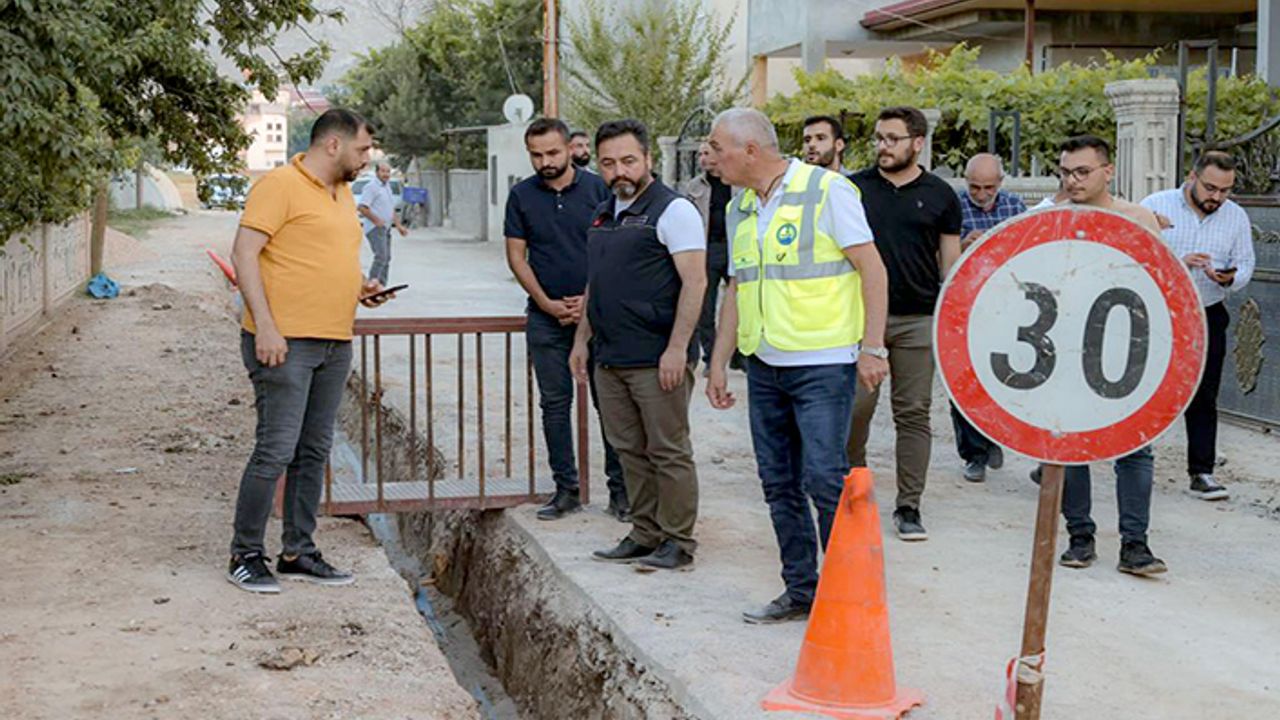 Gürbüz’den Esentepe, Tepebaşı ve Bahçelievler’de asfalt açıklaması