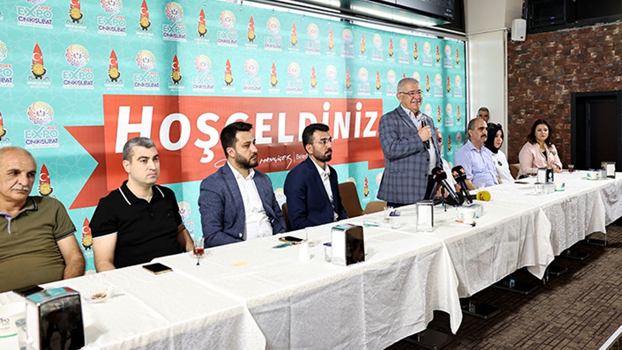 Mahçiçek, YKS’de dereceye giren öğrencilerle buluştu