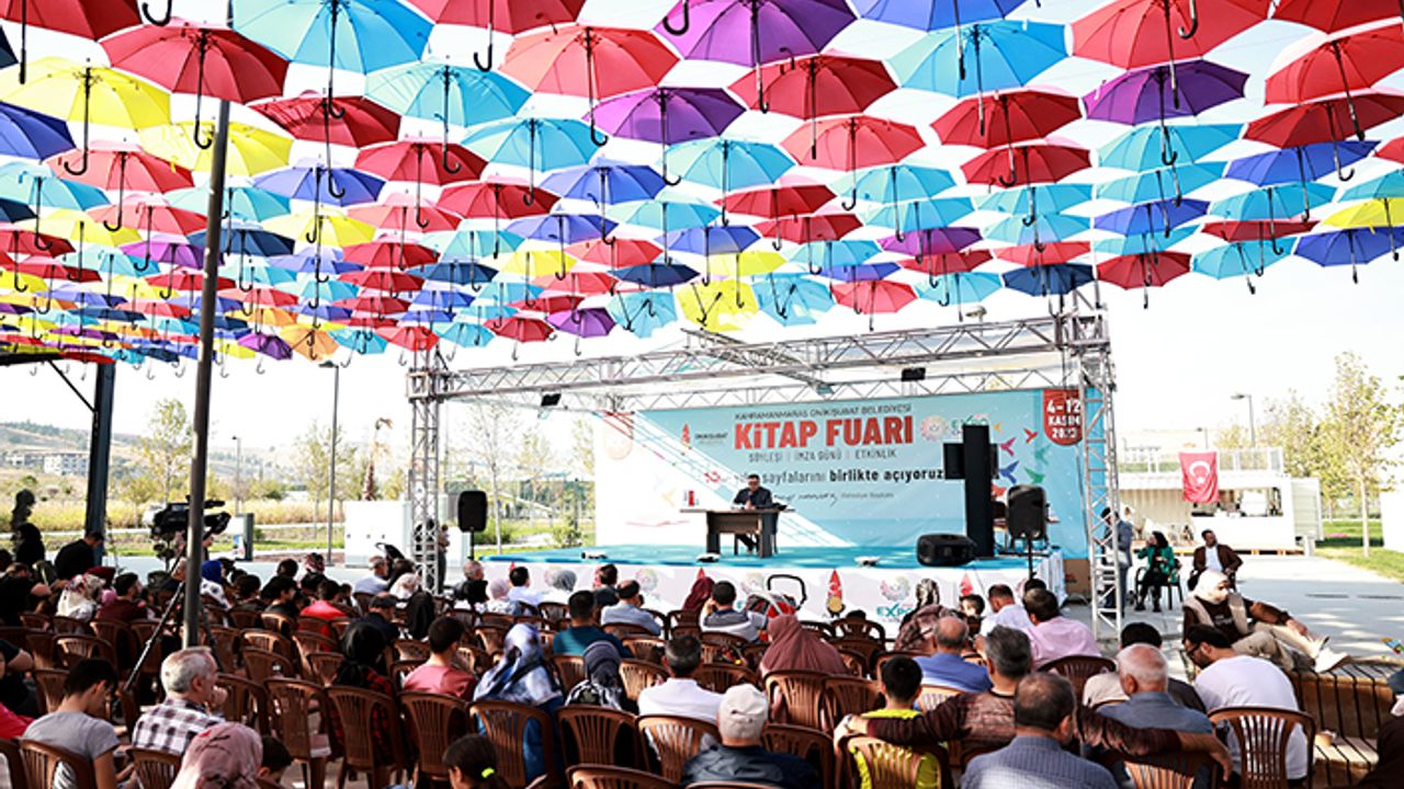 ‘100 yılın sayfaları’ Kitap Fuarı ile EXPO 2023’de açıldı