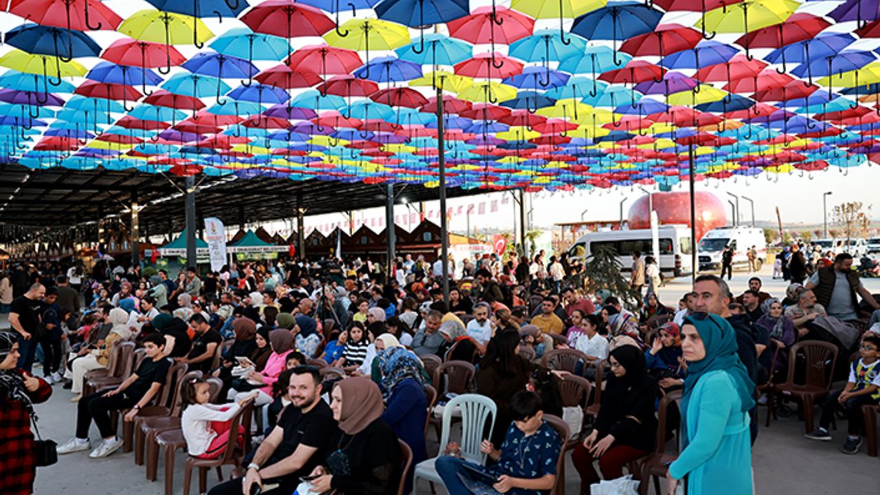 EXPO 2023 Kitap Fuarı’nı iki günde 75 bin kişi ziyaret etti
