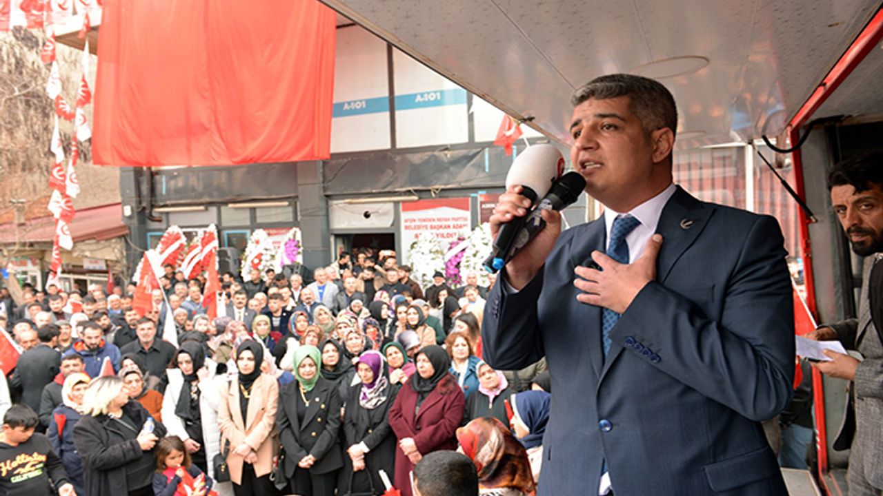 Aydoğar, “Yukarıdan atanarak değil tırnaklarımızla kazıyarak yola çıktık”