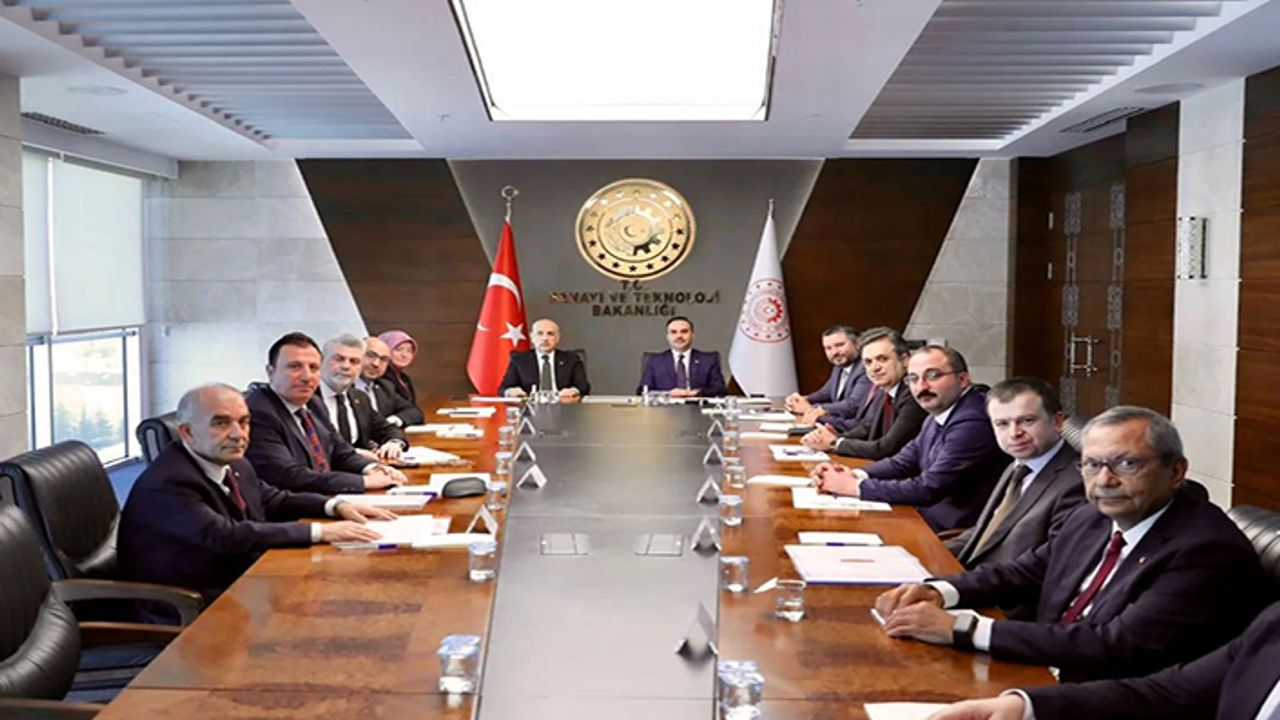 Kahramanmaraş iş dünyasından Bakan Kacır’a ziyaret