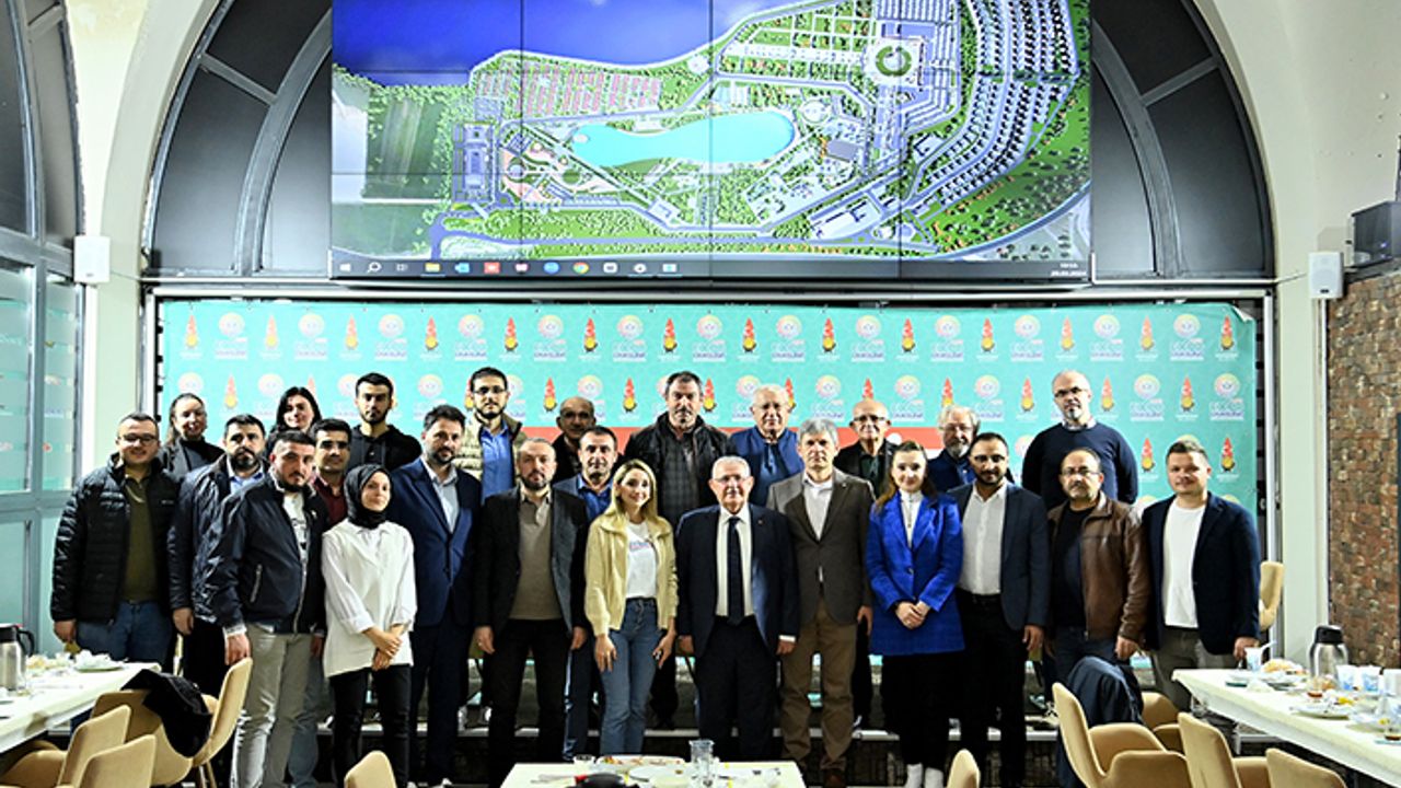 Mahçiçek, TMMOB’a bağlı meslek odalarıyla iftarda buluştu