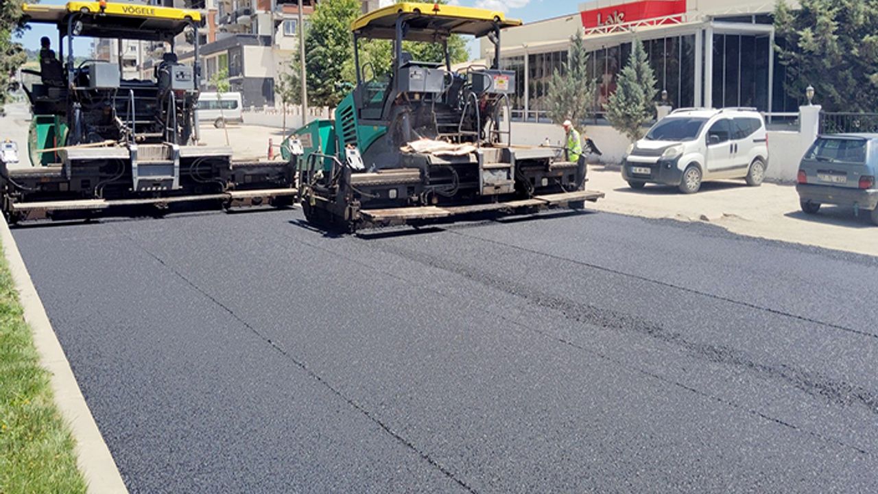 Büyükşehir, Dulkadiroğlu’nda arterleri bir bir yeniliyor