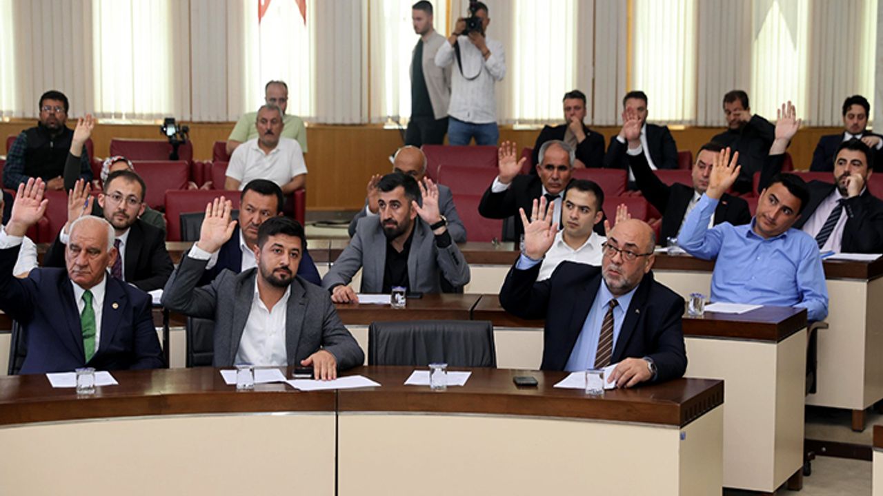Dulkadiroğlu Belediye Meclis üyelerinden örnek davranış