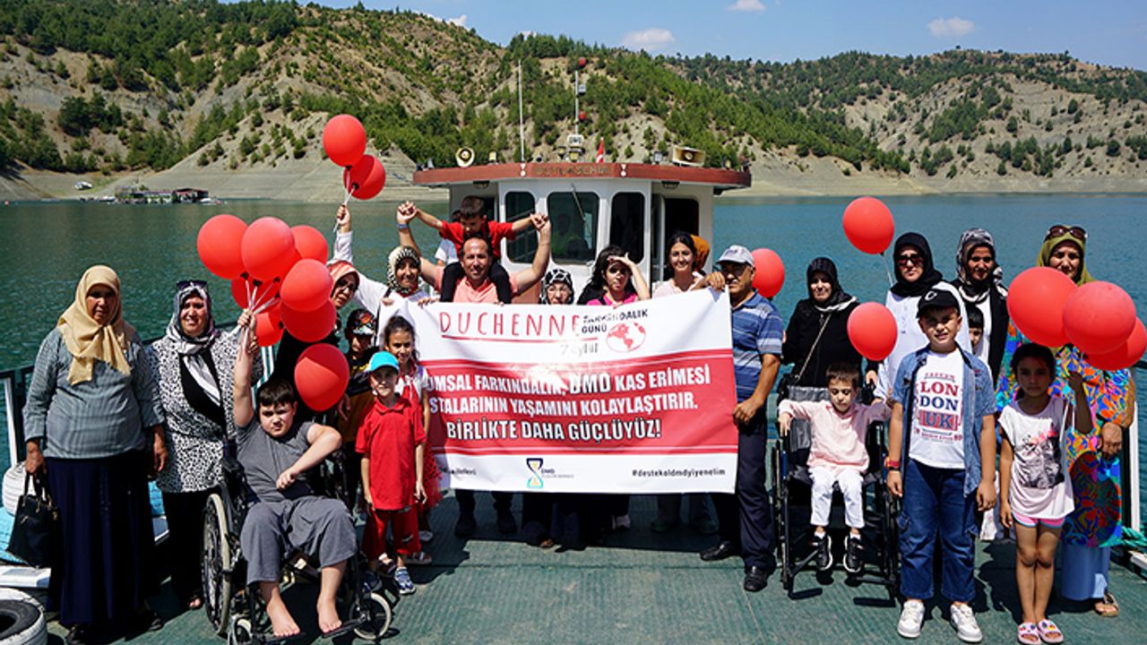 Büyükşehir’den DMD hastalarına moral gezisi