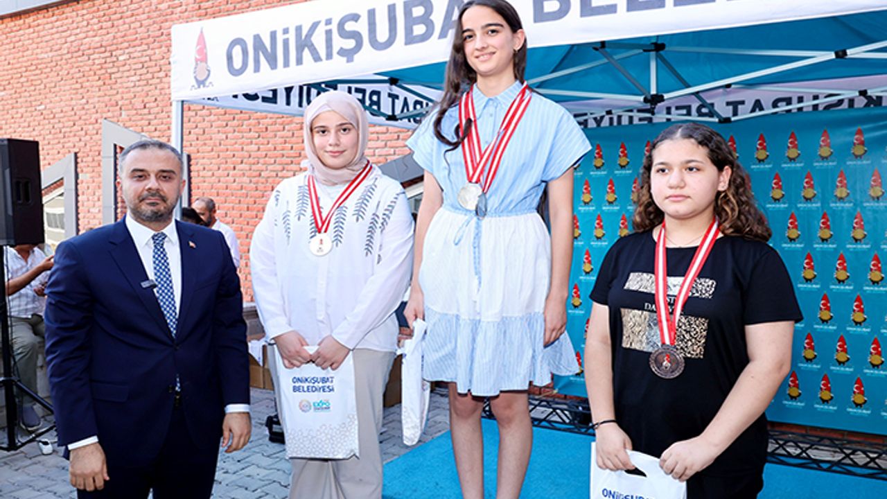 Toptaş, “Gençlerimize destek olmaktan asla geri adım atmayacağız”