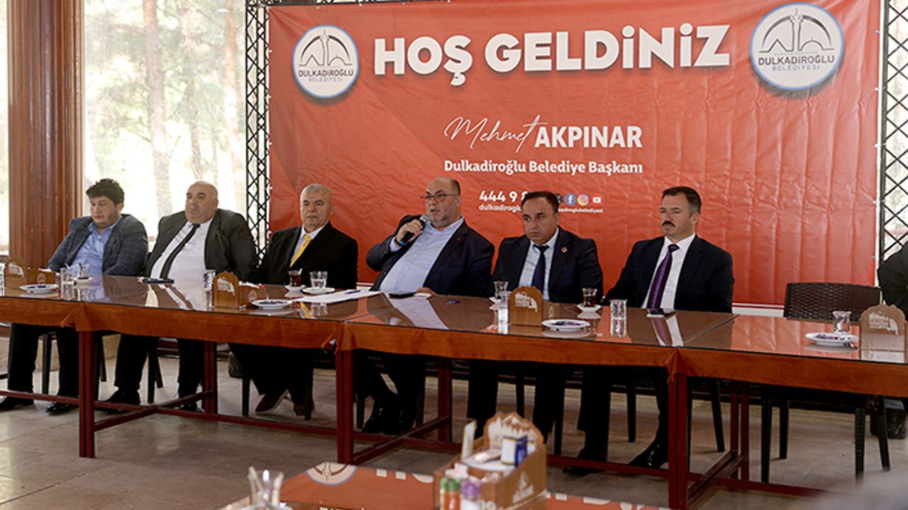 Akpınar, mahalle muhtarlarıyla bir araya geldi