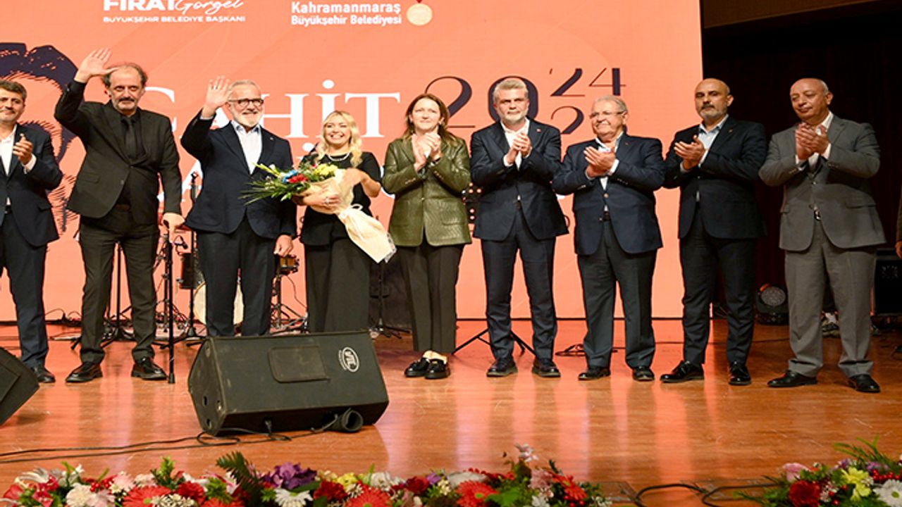 Büyükşehir’in Cahit Zarifoğlu Kültür Sanat Sezonu doludizgin programla başladı