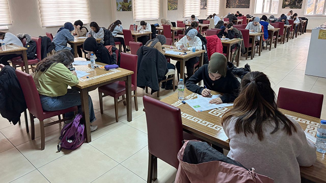 Büyükşehir, üniversite adaylarına tam desteğini sürdürüyor