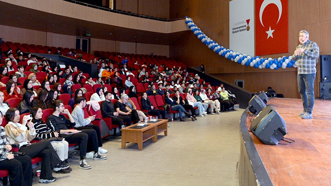 Yarıyıl YKS kampı biyoloji dersiyle devam etti