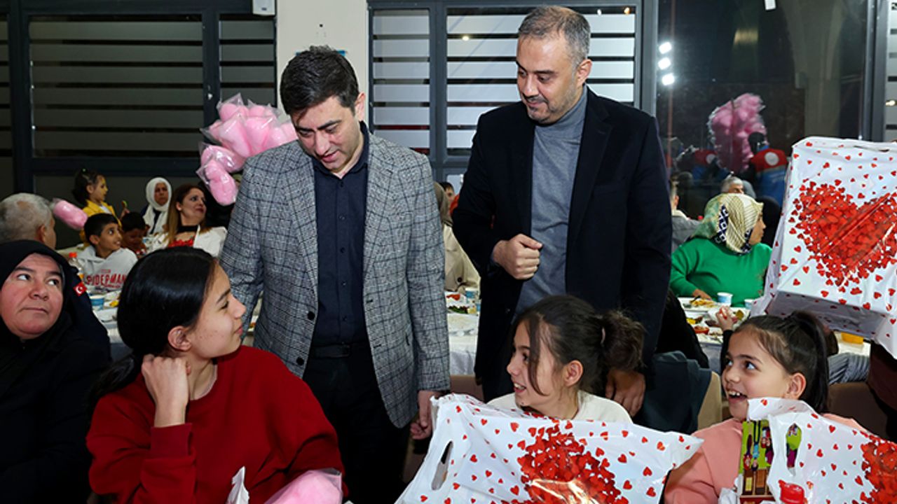 Başkan Toptaş, yetim çocuklarla iftar sofrasında buluştu
