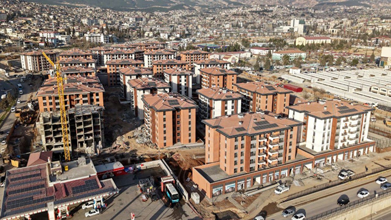 Kahramanmaraş’ta Deprem sonrası yeniden inşa çalışmaları aralıksız devam ediyor
