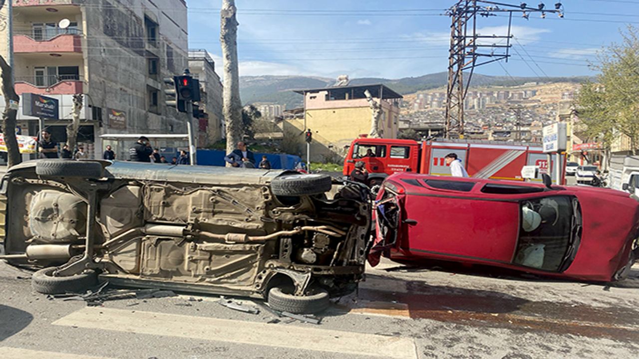 Kahramanmaraş’ta zincirleme trafik kazası: 3 yaralı
