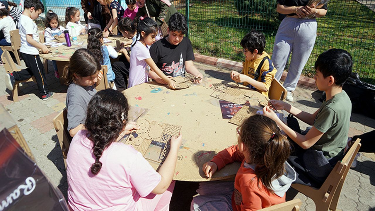 Minikler Ramazan’ın ruhunu sanatla keşfediyor