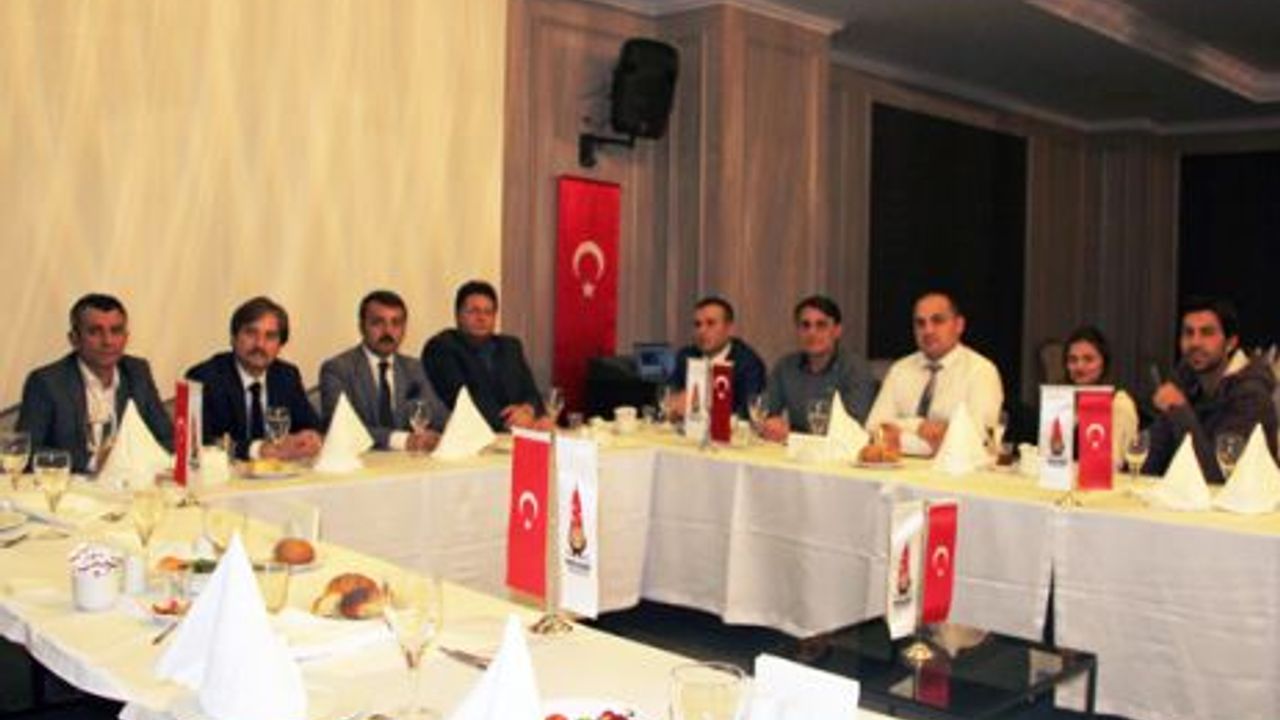  BASIN MÜDÜRLERİ, ONİKİŞUBAT BELEDİYESİ EV SAHİPLİĞİNDE BİR ARAYA GELDİ 