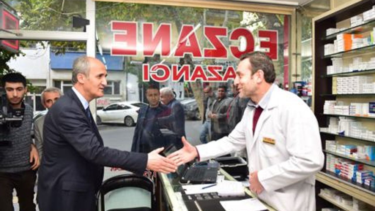  BAŞKAN OKAY’DAN FEVZİPAŞA MAHALLESİ SAKİNLERİ VE UZUNOLUK CADDESİ ESNAFINA ZİYARET