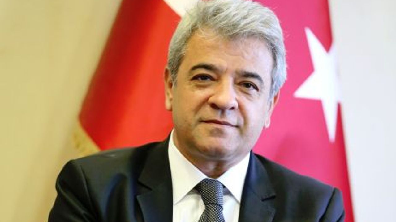CUMHURİYETİ KORUMAK, KOLLAMAK VE YAŞATMAK HER VATANDAŞIMIZIN GÖREVİDİR