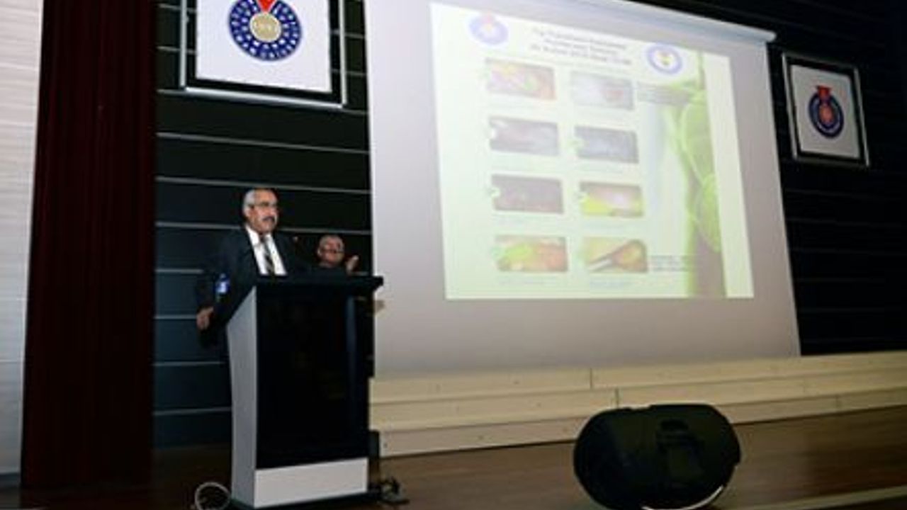  KSÜ’DE “CERRAHİDE FLORESAN GÖRÜNTÜLEME YÖNTEMLERİ" KONULU SUNUM GERÇEKLEŞTİRİLDİ