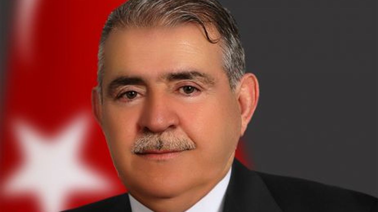 MAHÇİÇEK, MEHMET AKİF, ÖZÜ VE SÖZÜ BİR OLAN, MÜMTAZ BİR ŞAHSİYETTİR