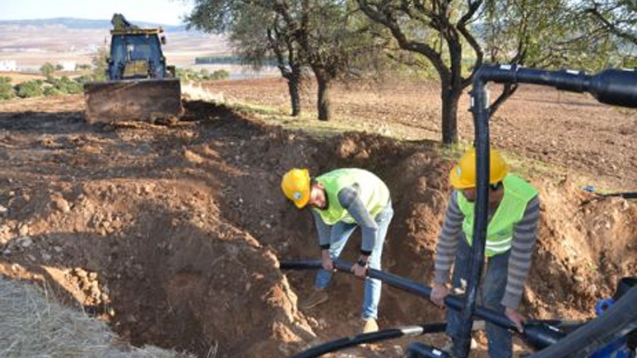 PAZARCIK YOLBOYU VE YARBAŞI MAHALLELERİNDE İÇME SUYU ÇALIŞMALARI TAMAMLANDI