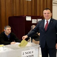 YAŞAM