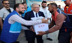 Mahçiçek’ten saha temizlik personellerine teşekkür ziyareti