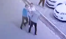 Öğrenci velisi anne ve baba öğretmeni darp etti