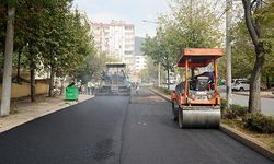 Büyükşehir, Binevler’de asfalt atağını sürdürüyor