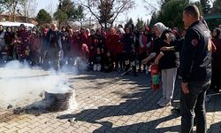 Büyükşehir İtfaiyesi, yangına müdahale eğitimlerini sürdürüyor