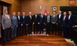 Görgel, İlçe Belediye başkanlarıyla bir araya geldi